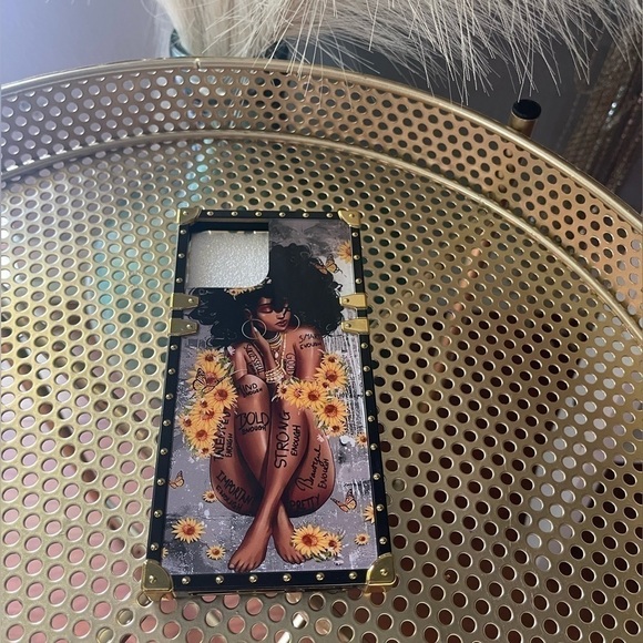 IPhone 12, Empowerment phone case - Picture 2 of 4